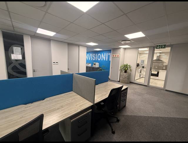 285M² OFFICE TO LET IN MELROSE ESTATE